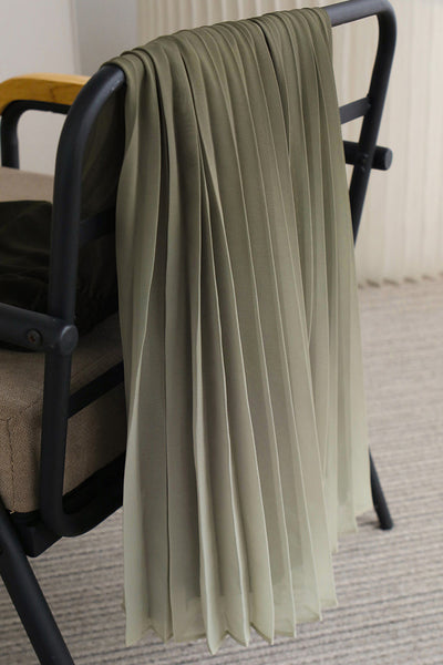 Key Neck Ombre Pleated Dress with Lining