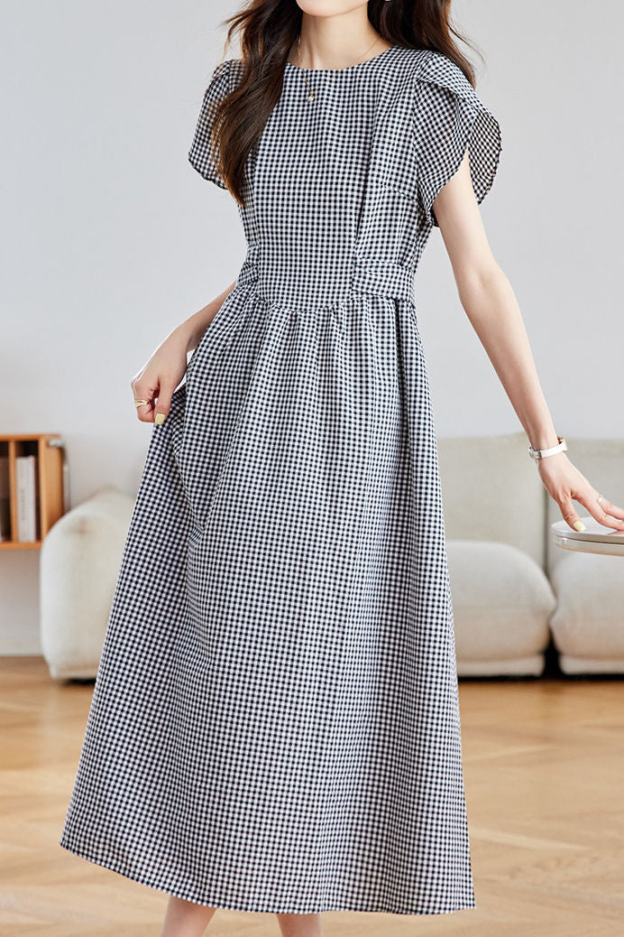 Fashionable Versatile Black and White Plaid Dress