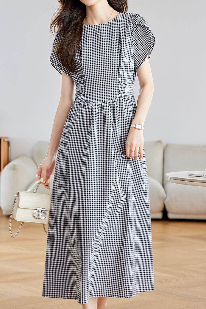 Fashionable Versatile Black and White Plaid Dress