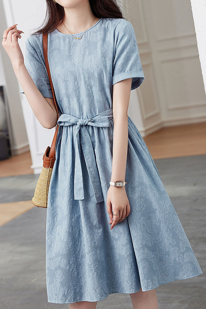 Textured casual tie dress