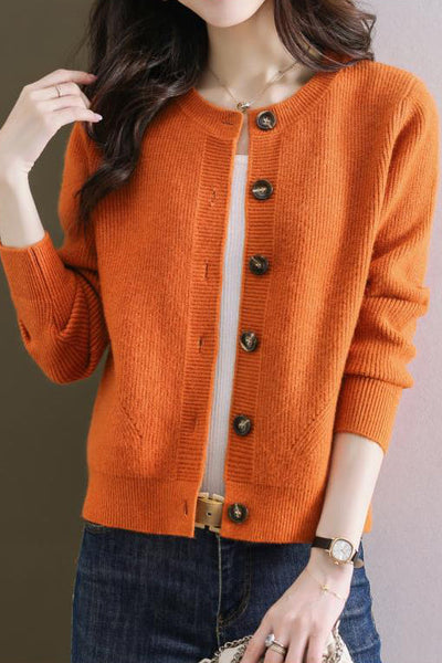 Solid-color short sweater outerwear