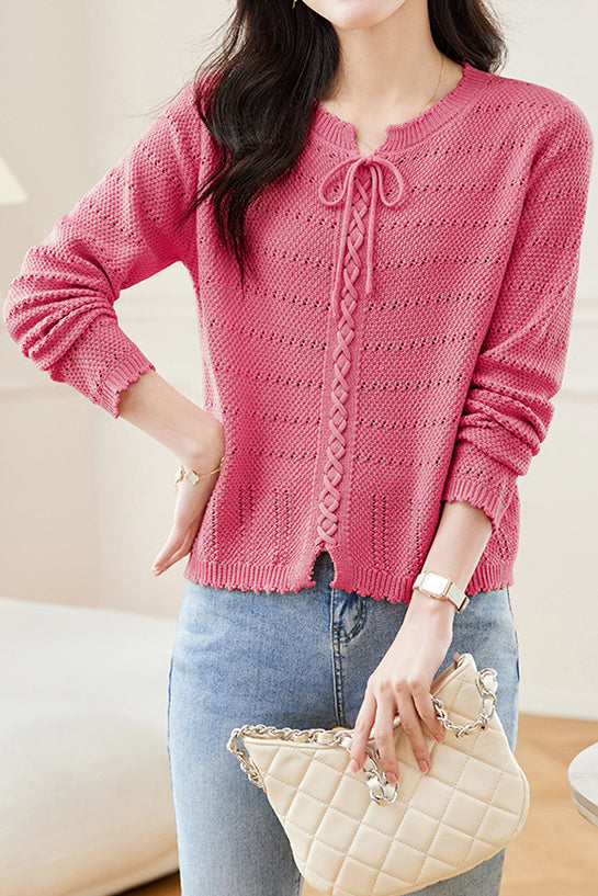 Hollowed-out round-neck knitted shirt