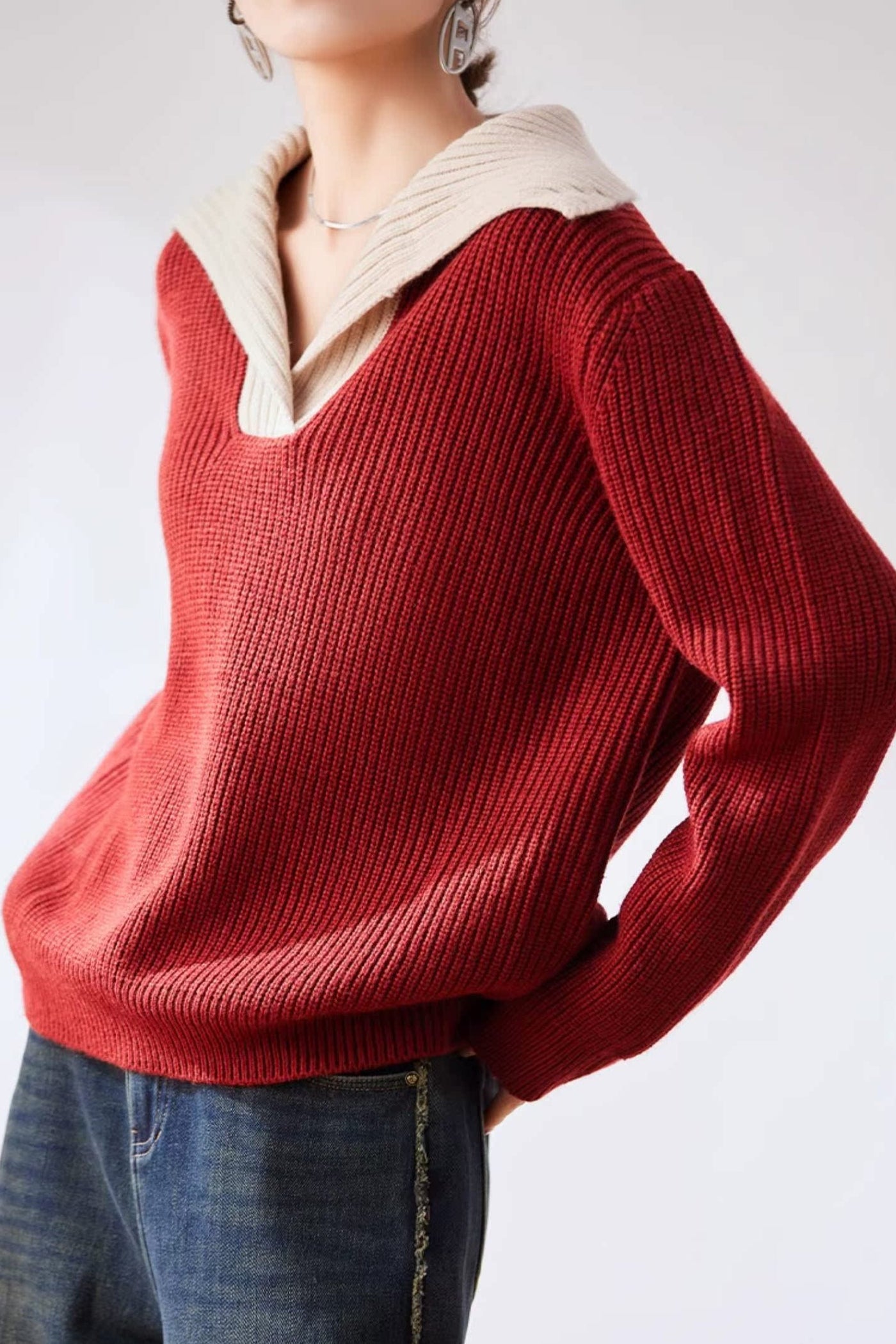 Lapel color-blocked knitted sweater