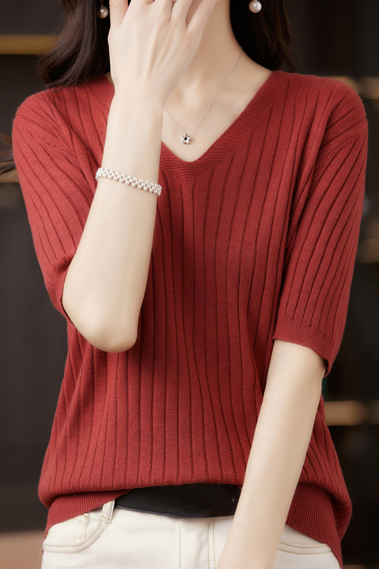 Solid Color V-neck Knitted T-shirt