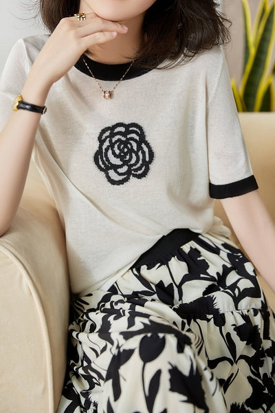 Round Neck Color Blocked Floral Knitted T-shirt