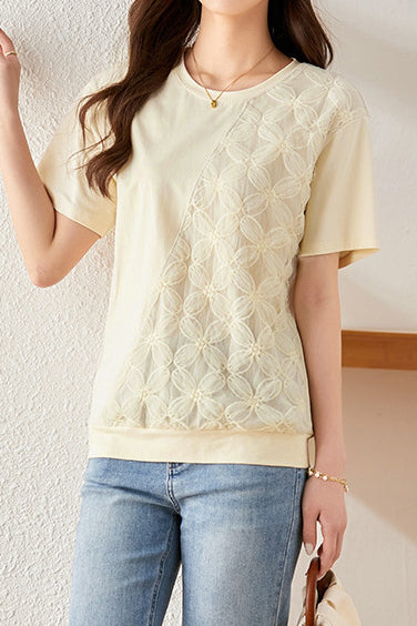 Lace Spliced T-shirt with a sense of design