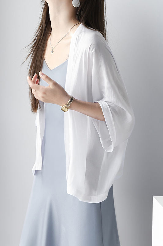 Comfortable and Loose Fitting Sunscreen Jacket