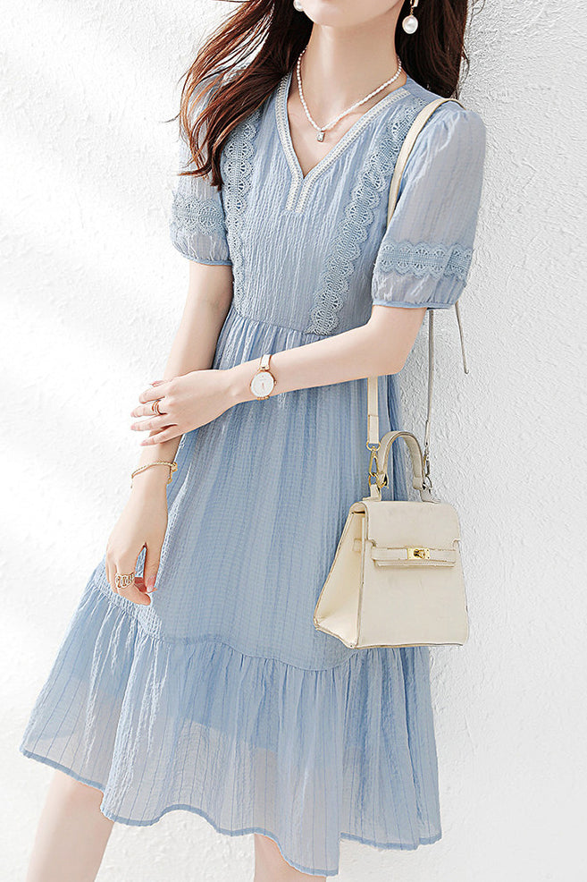 Lace Spliced Chiffon Dress