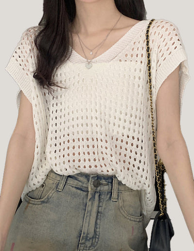 Hollow-out Knitted Vest