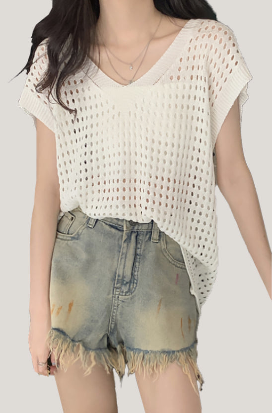 Hollow-out Knitted Vest