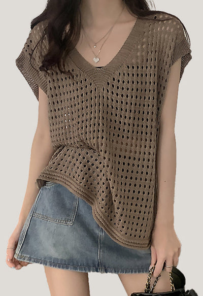 Hollow-out Knitted Vest