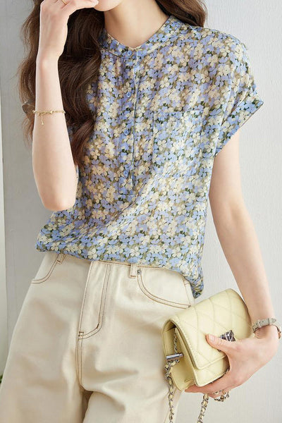 Casual floral T-shirt