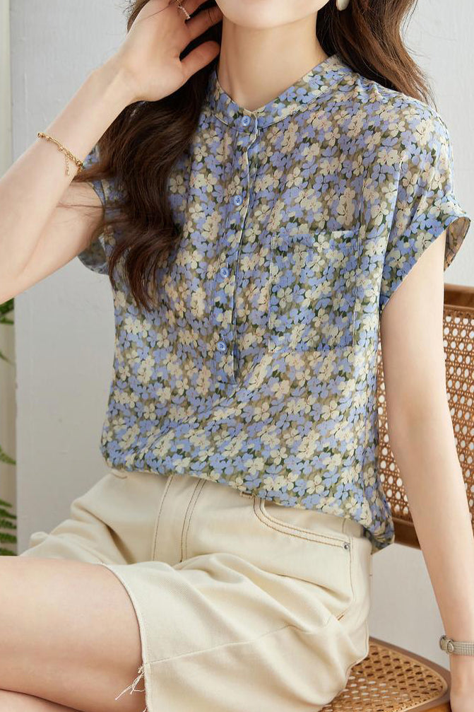 Casual floral T-shirt