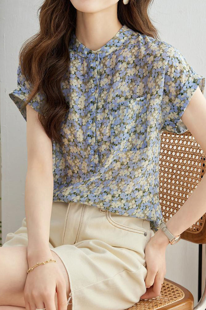 Casual floral T-shirt