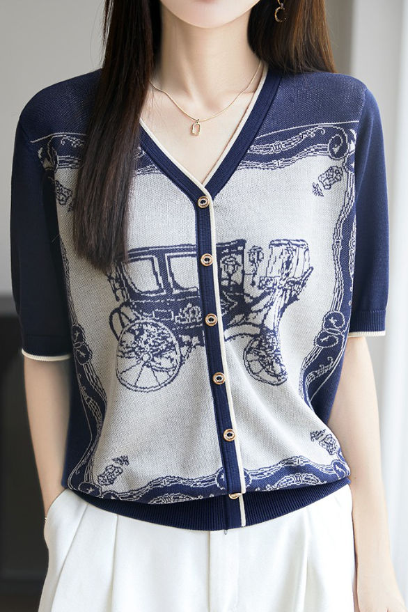 V-neck color block knit T-shirt