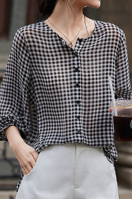 Checkered chiffon round neck button-up long sleeve sun protection shirt