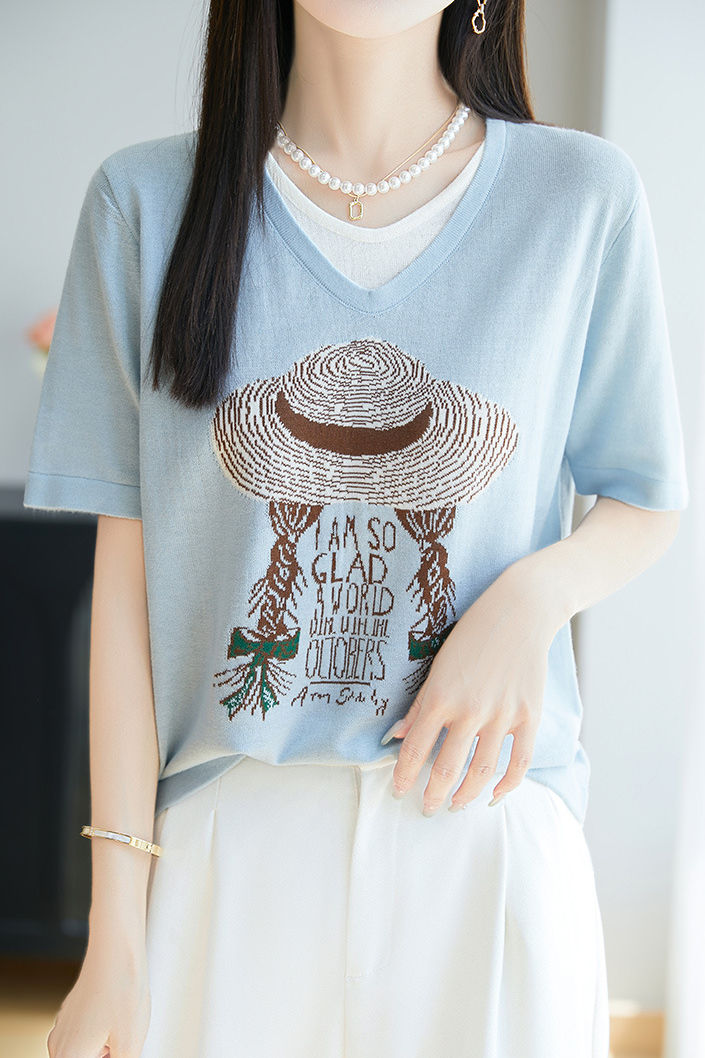 Faux two-piece V-neck short sleeve T-shirt