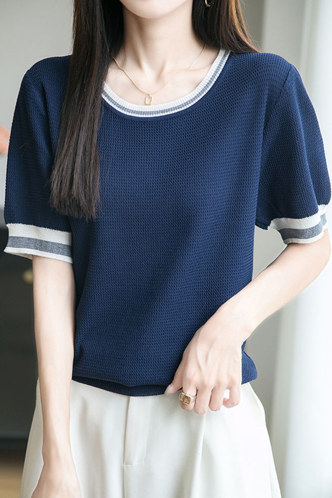 Ice silk color-blocked pullover knit top