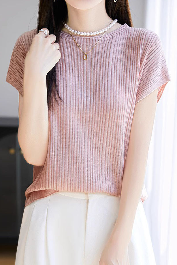 Solid color loose-fit knit T-shirt