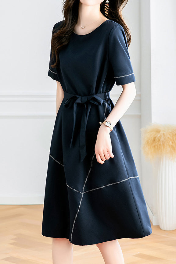 Stylish workwear paneled dress