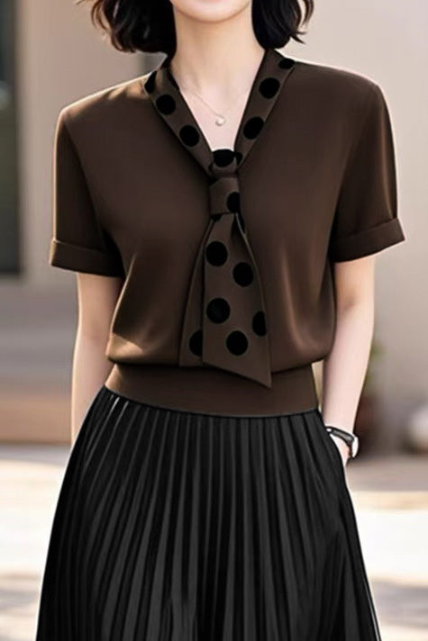 Elegant polka dot tie knit top and pleated skirt set