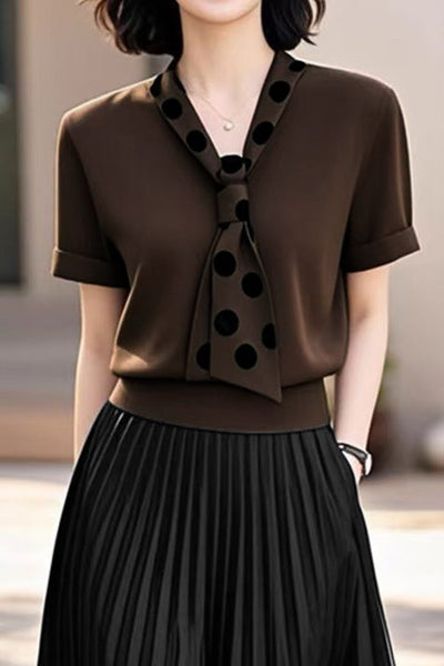 Elegant polka dot tie knit top and pleated skirt set