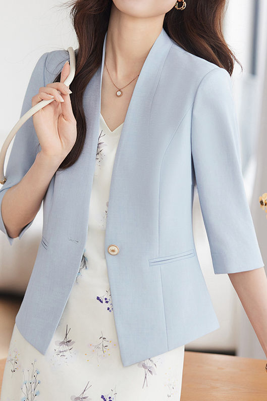 Stylish Office-Ready Blazer