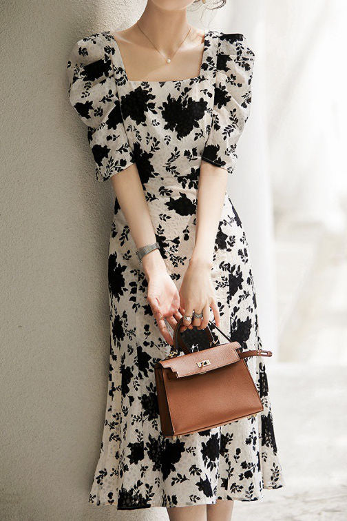 Elegant Square-Neck Printed Mermaid Dress