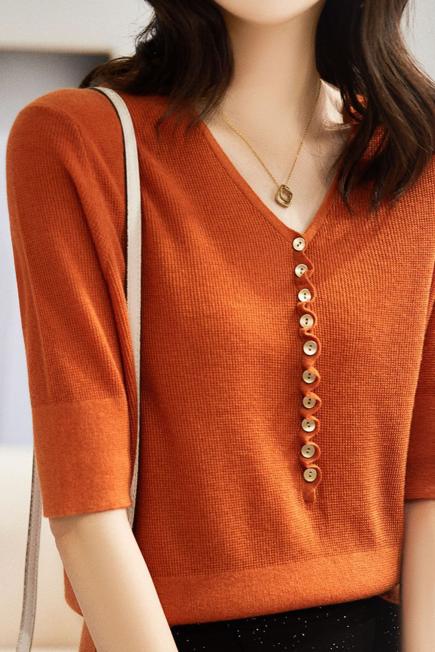Casual Office-Ready V-Neck Three-Quarter Sleeve Knit Top