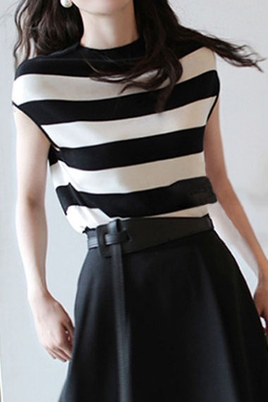 Elegant Office-Ready Striped Top & A-Line Skirt Set