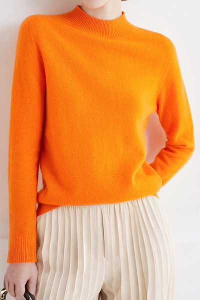 Early Autumn Long-Sleeve Knit Undershirt