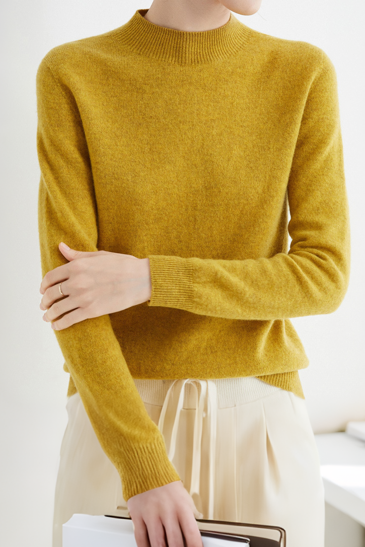 Early Autumn Long-Sleeve Knit Undershirt