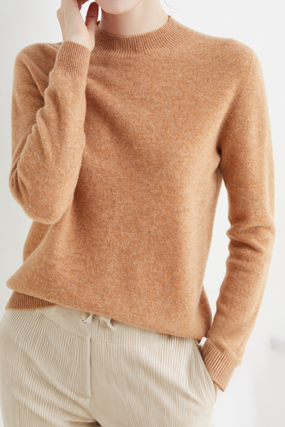 Early Autumn Long-Sleeve Knit Undershirt
