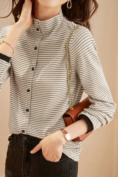 Fashionable, versatile and warm base layer top