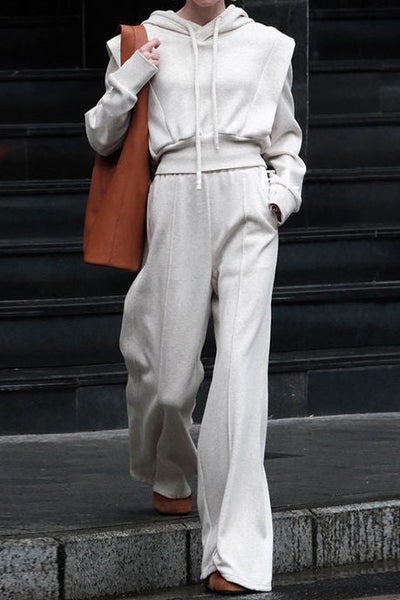 Fashionable and casual hoodie set