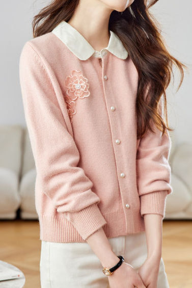 Early autumn color-blocking lapel knit cardigan