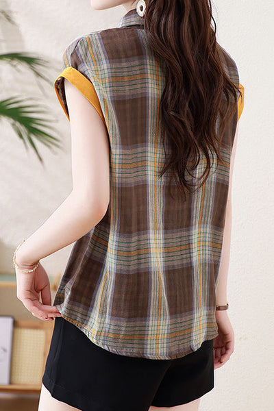 Fashionable retro plaid shirt