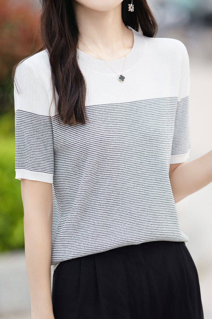 Casual color-block pinstripe knitwear