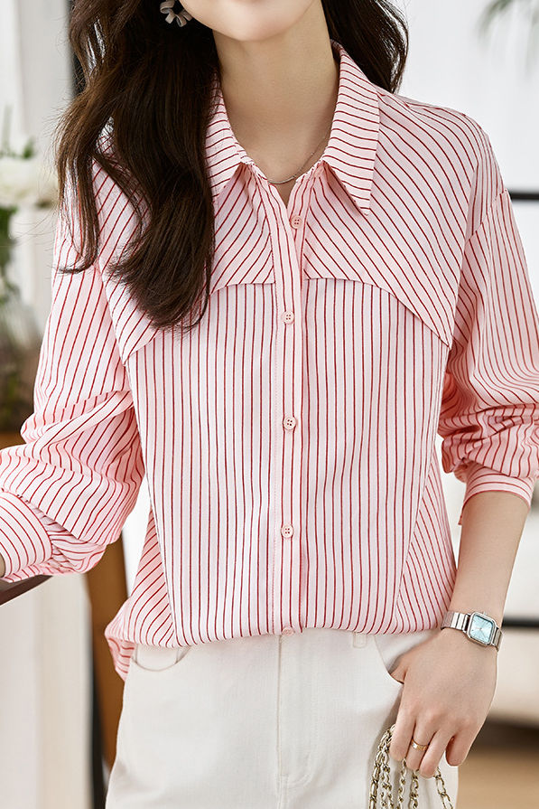 Casual commuting long-sleeve striped shirt