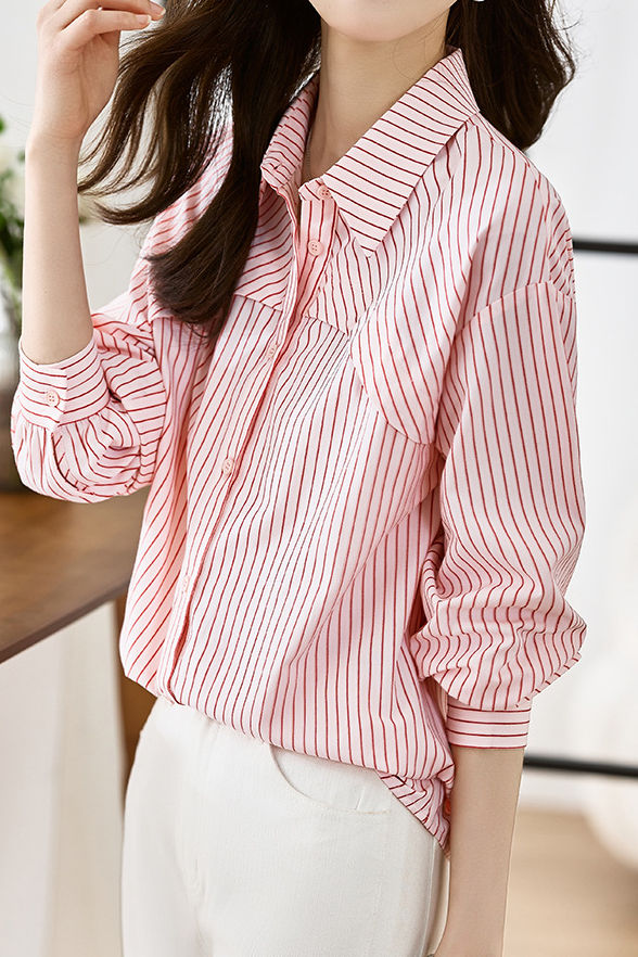 Casual commuting long-sleeve striped shirt