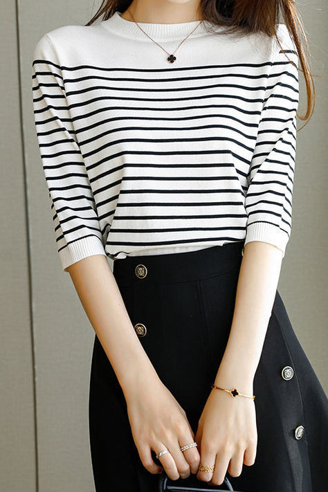 Fashionable casual classic striped sweater