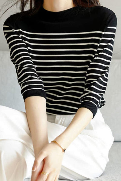 Fashionable casual classic striped sweater