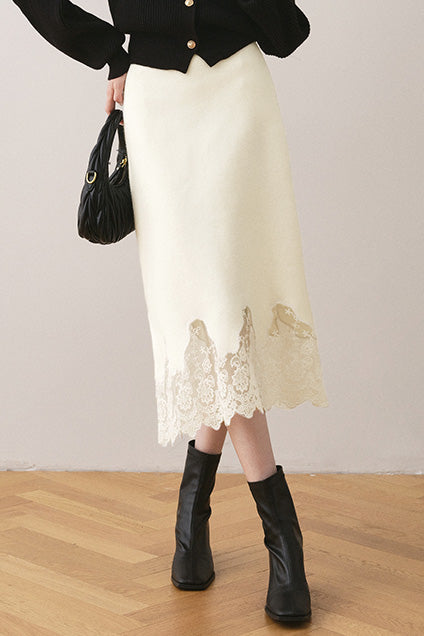 Early autumn lace paneled split midi skirt