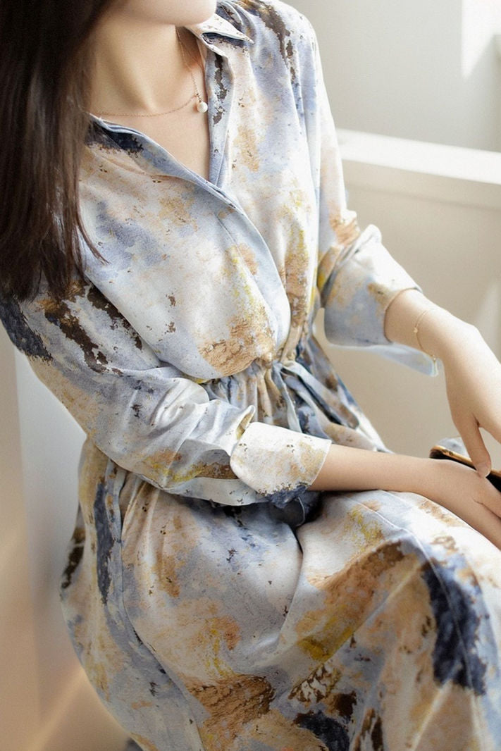 Early autumn trendy printed dress