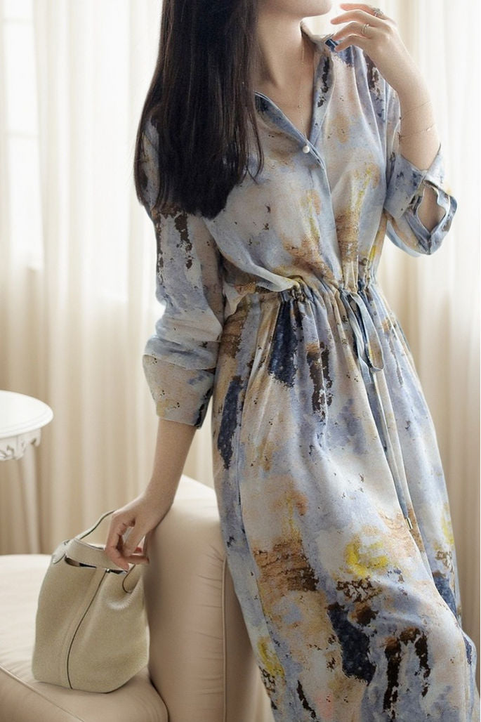 Early autumn trendy printed dress