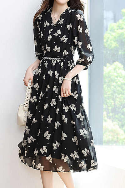 Early autumn trendy bow-printed dress