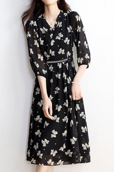 Early autumn trendy bow-printed dress