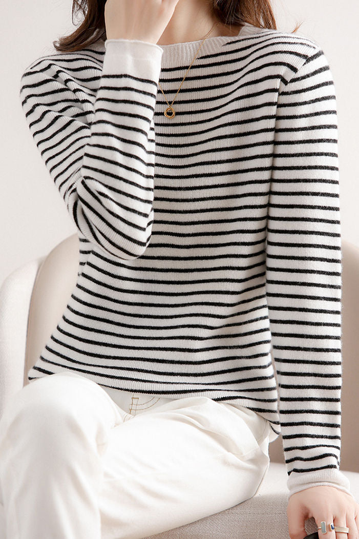 Early Autumn Classic Striped Versatile Sweater