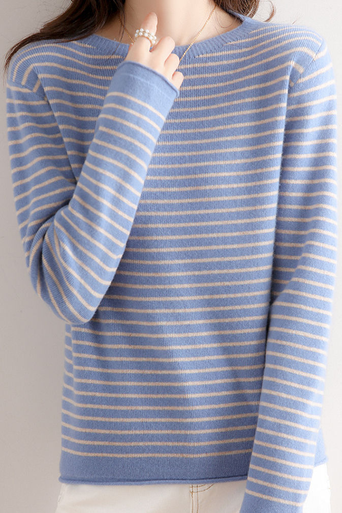 Early Autumn Classic Striped Versatile Sweater