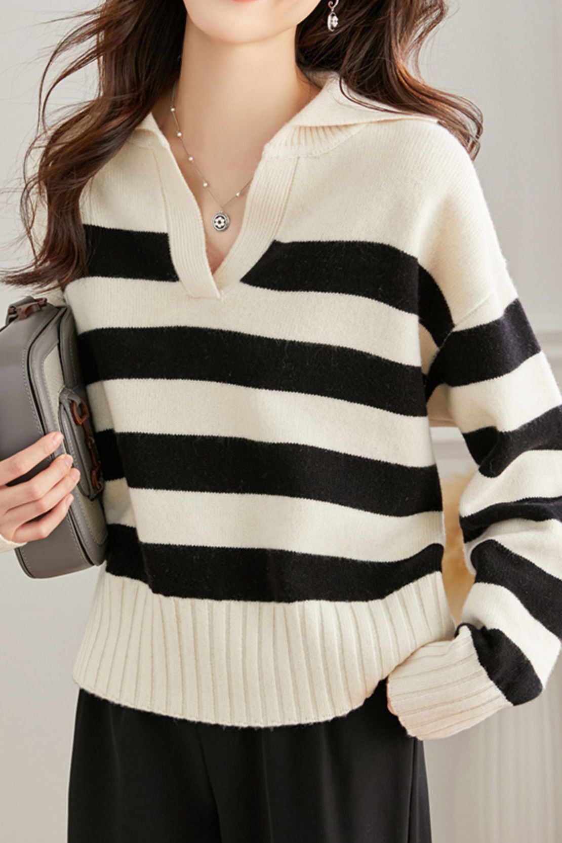 Stylish Simple V-neck Striped Sweater